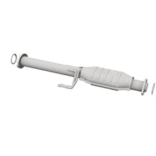 Load image into Gallery viewer, MagnaFlow Conv DF 01-02 Tacoma CC-SB 3.4L 4w Magnaflow