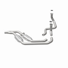 Load image into Gallery viewer, MagnaFlow Conv DF GM 89 92 (2.5in Tubing) Magnaflow