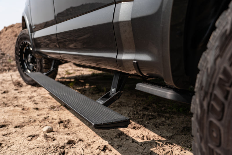 AMP Research 19-22 Ram 1500 Crew Cab PowerStep Xtreme - Black (Incl OEM Style Illumination) AMP Research