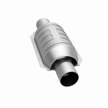 Load image into Gallery viewer, MagnaFlow Conv Univ 2.25 Single O2 FED Magnaflow