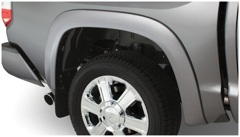 Bushwacker 14-18 Toyota Tundra Fleetside OE Style Flares 2pc 66.7/78.7/97.6in Bed - Black Bushwacker