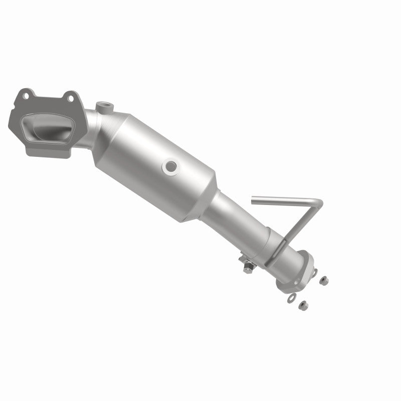 MagnaFlow Conv Direct Fit OEM 12-17 Jeep Wrangler 3.6L Underbody Magnaflow