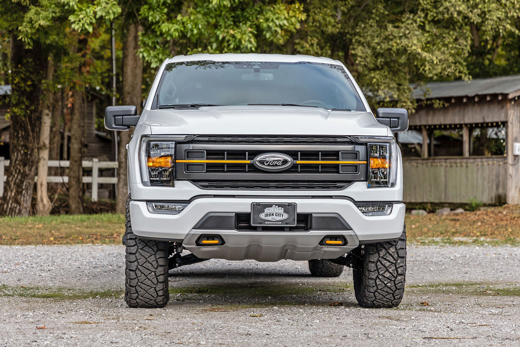 2.5 Inch Lift Kit | M1 Struts | Ford F-150 Tremor 4WD (2021-2023) Rough Country