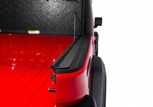 Load image into Gallery viewer, UnderCover 2020 Jeep Gladiator 5ft Flex Bed Cover Undercover