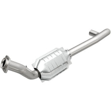Load image into Gallery viewer, MagnaFlow Conv DF 04-05 Dodge Ram 1500 Pickup 5.7L D/S Magnaflow