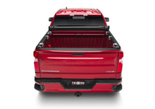Load image into Gallery viewer, Truxedo 19-20 GMC Sierra &amp; Chevrolet Silverado 1500 (New Body) 5ft 8in TruXport Bed Cover Truxedo