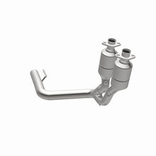 Load image into Gallery viewer, MagnaFlow Conv DF 99-04 Jeep Grand Cherokee 4.0L Front Magnaflow