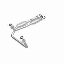Load image into Gallery viewer, MagnaFlow Conv DF GM Truck/Suv Dual Outlet 96 Magnaflow