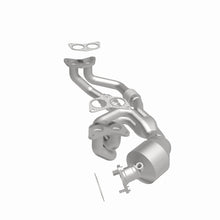 Load image into Gallery viewer, MagnaFlow Converter Direct Fit 06-11 Subaru Impreza 2.5L Magnaflow