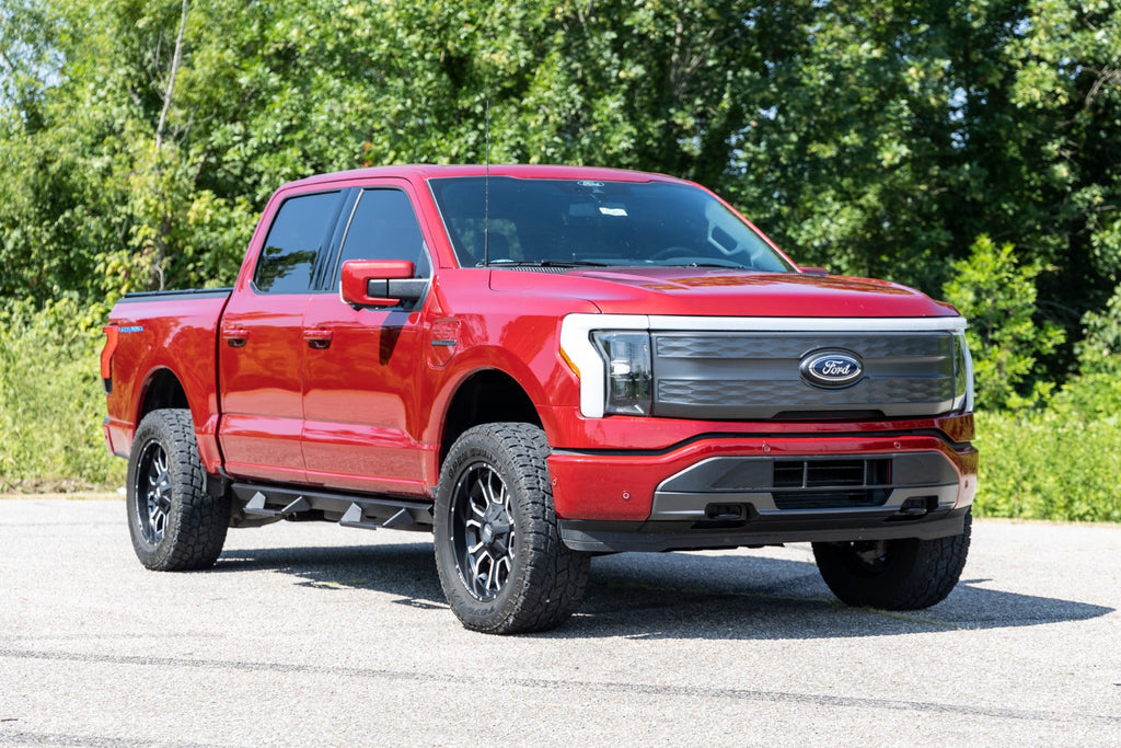 3 Inch Lift Kit | Forged UCA | Ford F-150 Lightning 4WD (2022) Rough Country