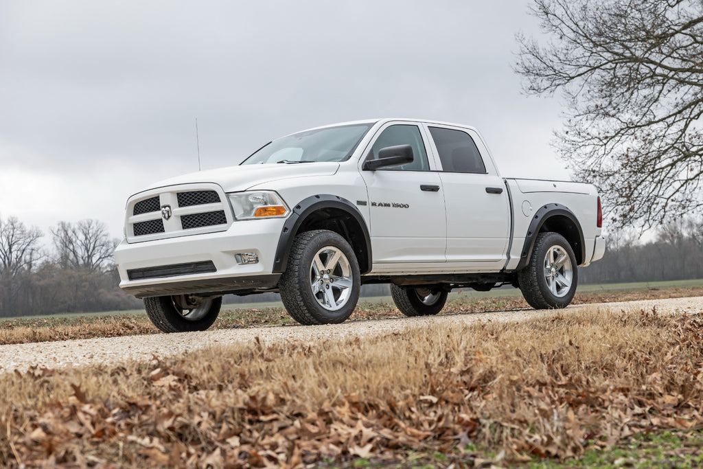 Traditional Pocket Fender Flares | Both Bumpers | Ram 1500 2WD/4WD 09-18 Black Metallic Rough Country