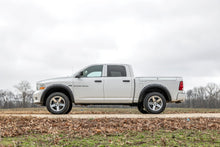 Load image into Gallery viewer, Traditional Pocket Fender Flares | Both Bumpers | Ram 1500 2WD/4WD 09-18 Silver Rough Country