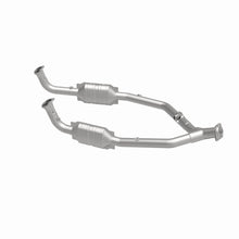 Load image into Gallery viewer, MagnaFlow Conv DF 99-04 LR Discovery V8 49S Magnaflow