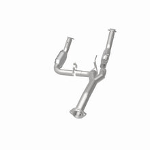 Load image into Gallery viewer, MagnaFlow Conv Direct Fit 11-16 Chevrolet Silverado 2500HD/3500HD / GMC Sierra 2500HD/3500HD Magnaflow