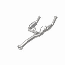 Load image into Gallery viewer, MagnaFlow Conv Direct Fit 11-16 Chevrolet Silverado 2500HD/3500HD / GMC Sierra 2500HD/3500HD Magnaflow