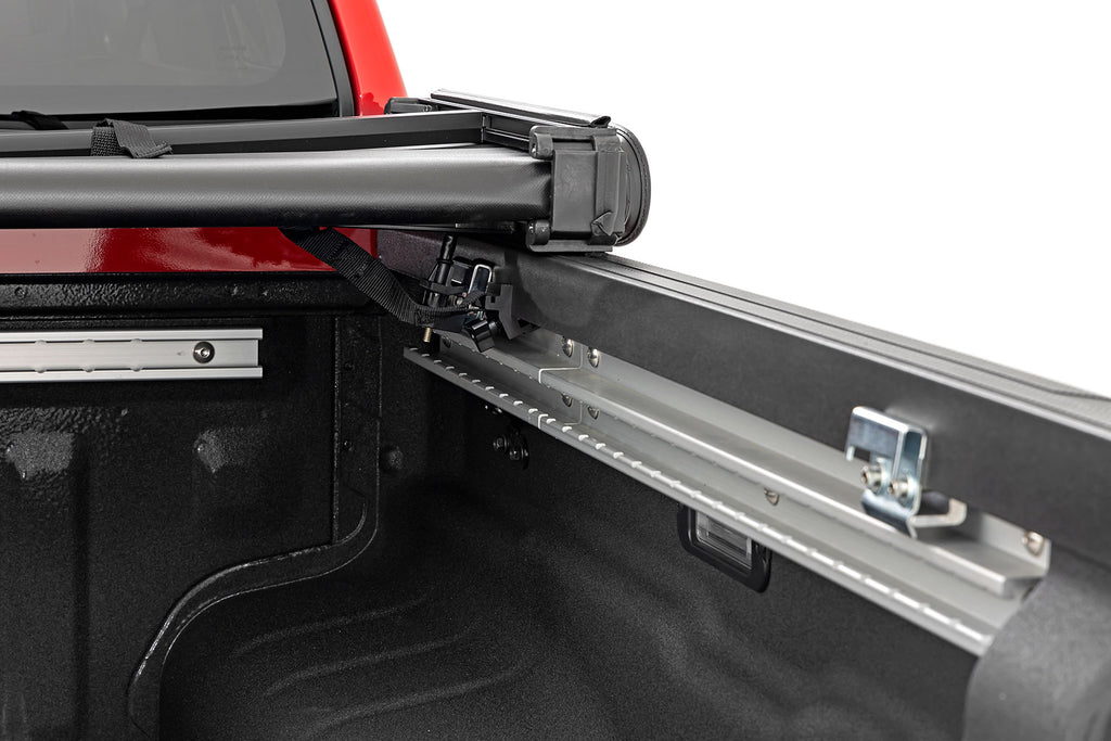Soft Tri-Fold Bed Cover | 5' Bed | Nissan Frontier (22-23) Rough Country
