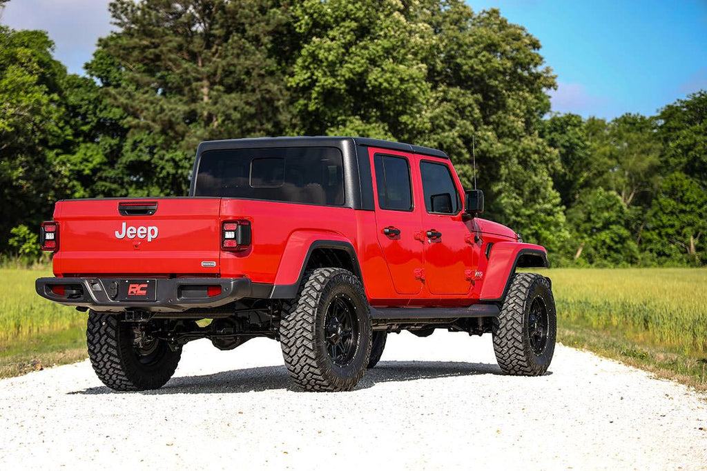 3.5 Inch Lift Kit | Springs | M1 | Jeep Gladiator JT 4WD (20-23) Rough Country