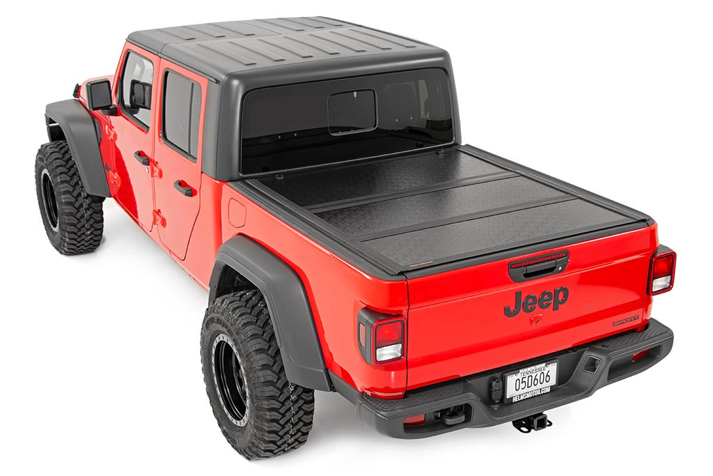 Hard Low Profile Bed Cover | 5' Bed | Jeep Gladiator JT 4WD (20-23) Rough Country