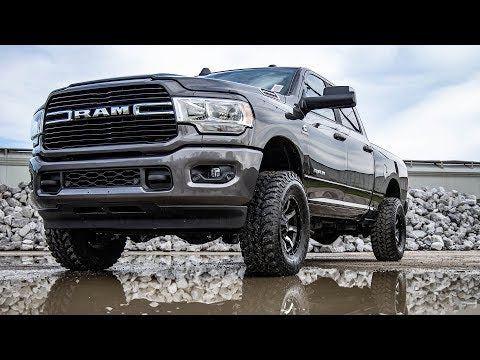 2.5 Inch Leveling Kit | RR Coil | M1 | Ram 2500 (14-23)/3500 (13-23) Rough Country
