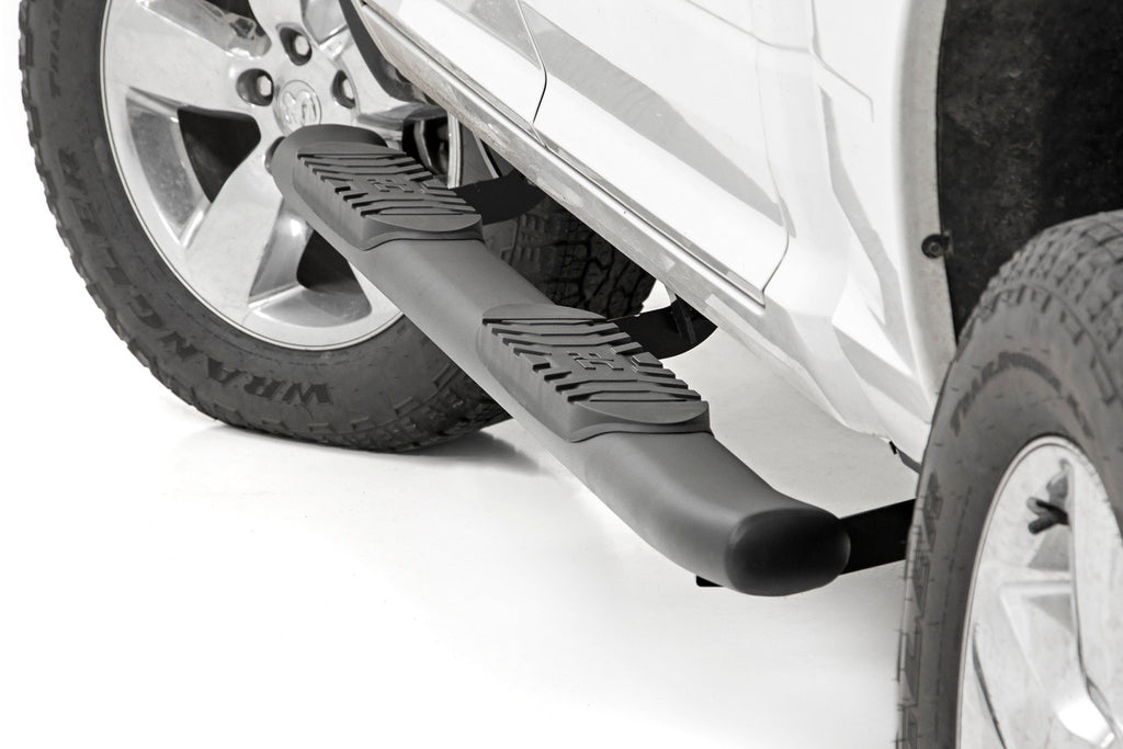 Oval Nerf Step | Crew Cab | Black | Ram 1500/2500/3500 2WD/4WD Rough Country