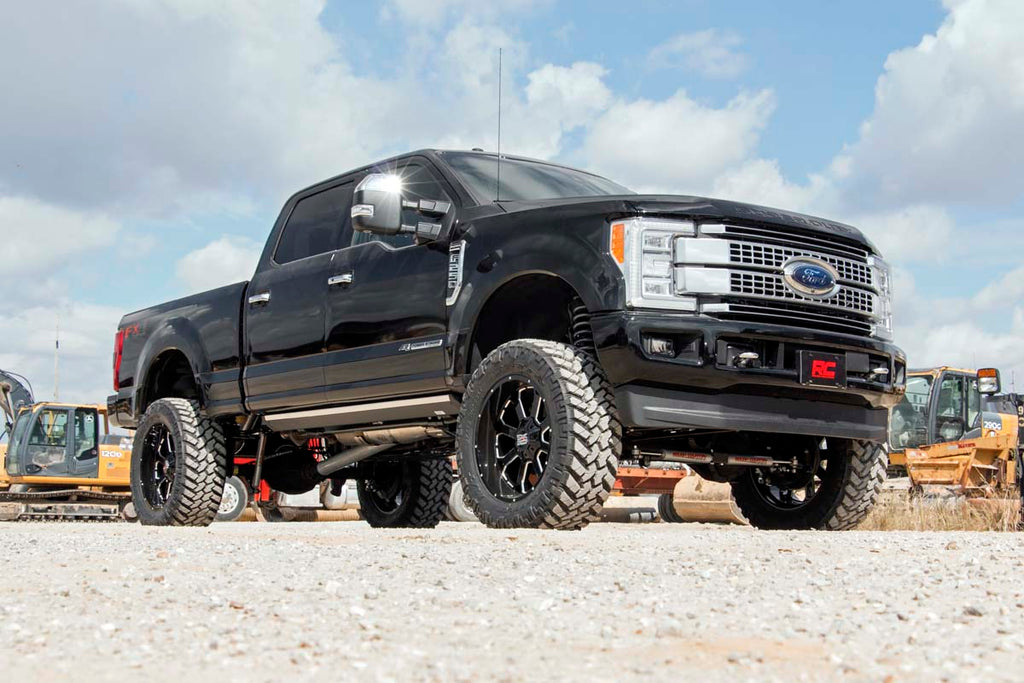6 Inch Lift Kit | R/A | OVLDS | M1 | Ford F-250/F-350 Super Duty (17-22) Rough Country