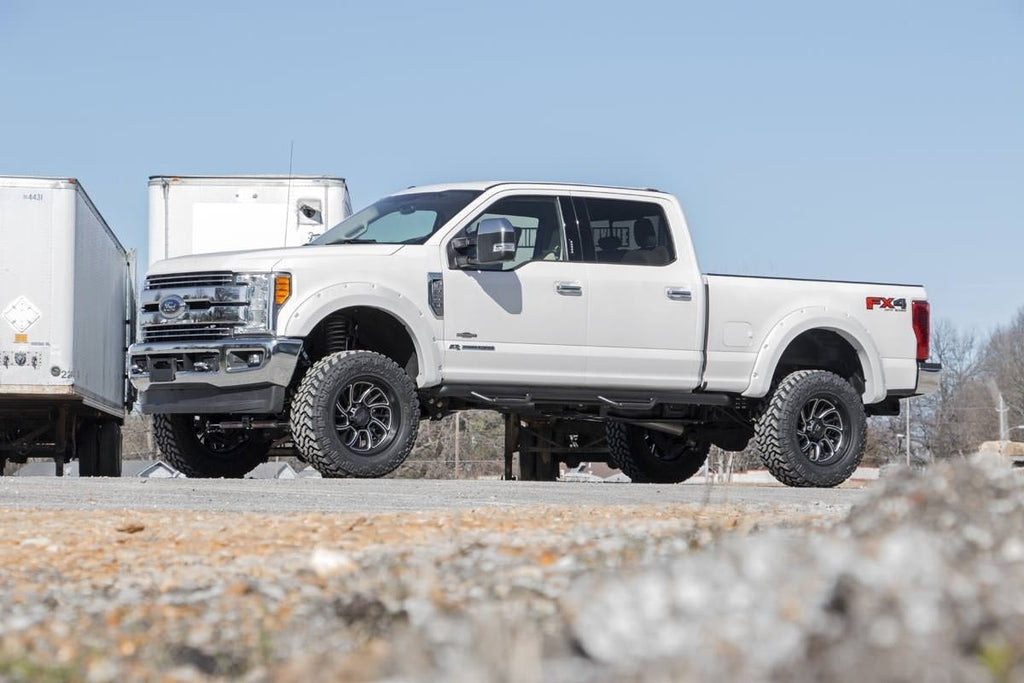 4.5 Inch Lift Kit  | FR D/S | Ford F-250/F-350 Super Duty (17-22) Rough Country