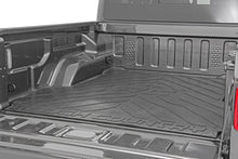 Load image into Gallery viewer, Bed Mat | 5' Bed | RC Logo | Jeep Gladiator JT 4WD (2020-2023) Rough Country