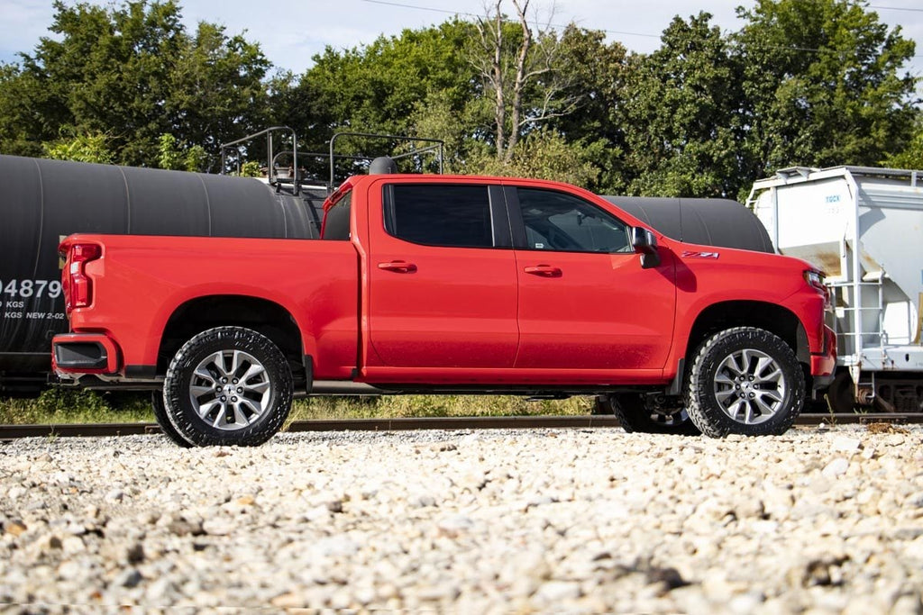 3.5 Inch Lift Kit | Vertex | Rear Mono Leaf | Chevy Silverado 1500 (22-23) Rough Country