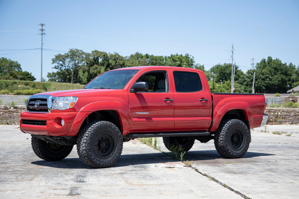 3.5 Inch Lift Kit | UCA | N3 Struts | Toyota Tacoma 4WD (2005-2023) Rough Country