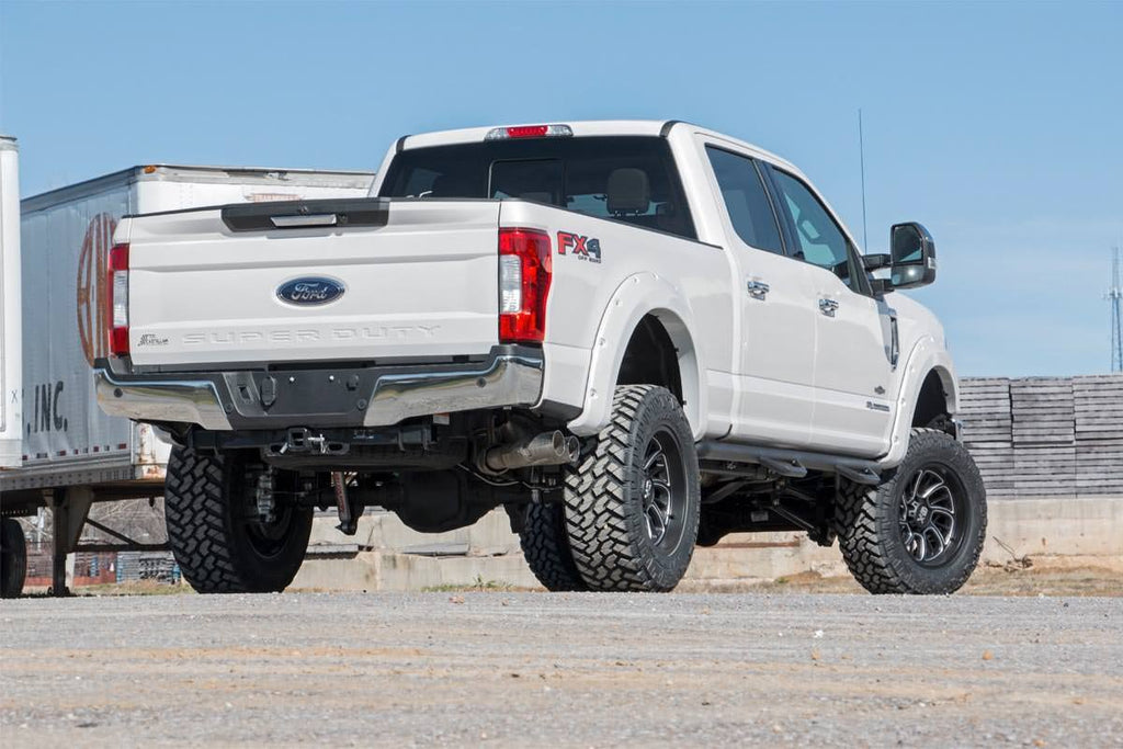 Pocket Fender Flares | YZ Oxford White | Ford F-250/F-350 Super Duty (17-22) Rough Country