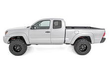 Load image into Gallery viewer, Vertex 2.5 Adj Rear Shocks | 6-7" | Toyota Tacoma 2WD/4WD (05-23) Rough Country