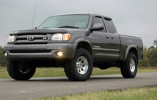 Load image into Gallery viewer, 2.5 Inch Lift Kit | Toyota Tundra 2WD/4WD (2000-2006) Rough Country