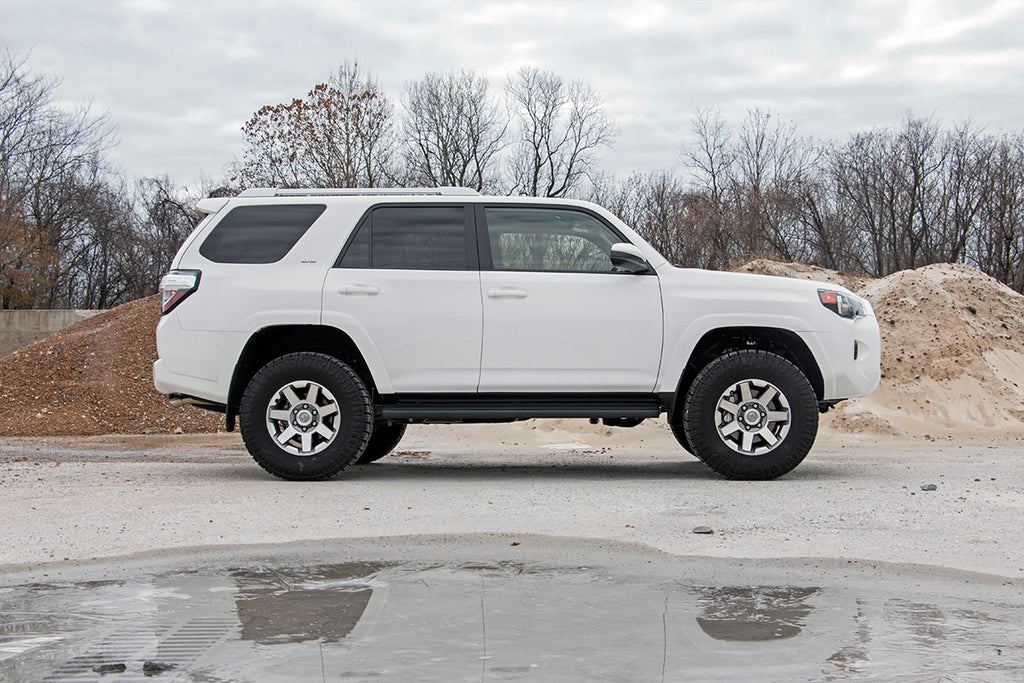 3 Inch Lift Kit | RR Coils | N3 Struts/V2 | Toyota 4Runner (10-23) Rough Country