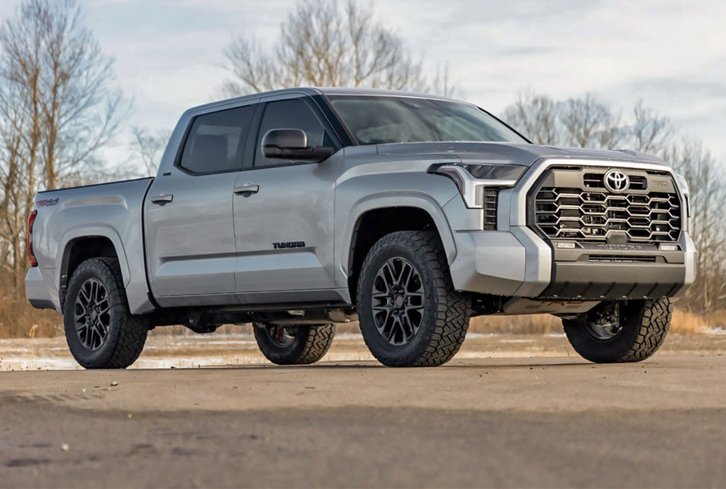 2 Inch Leveling Kit | Loaded Strut | Toyota Tundra 4WD (2022-2023) Rough Country
