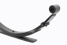 Load image into Gallery viewer, Rear Leaf Springs | 6" Lift | Pair | Ford F-250/F-350 Super Duty (99-07) Rough Country