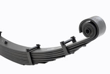 Load image into Gallery viewer, Front Leaf Springs |8" Lift | Pair | Ford F-250/F-350 Super Duty (99-04) Rough Country