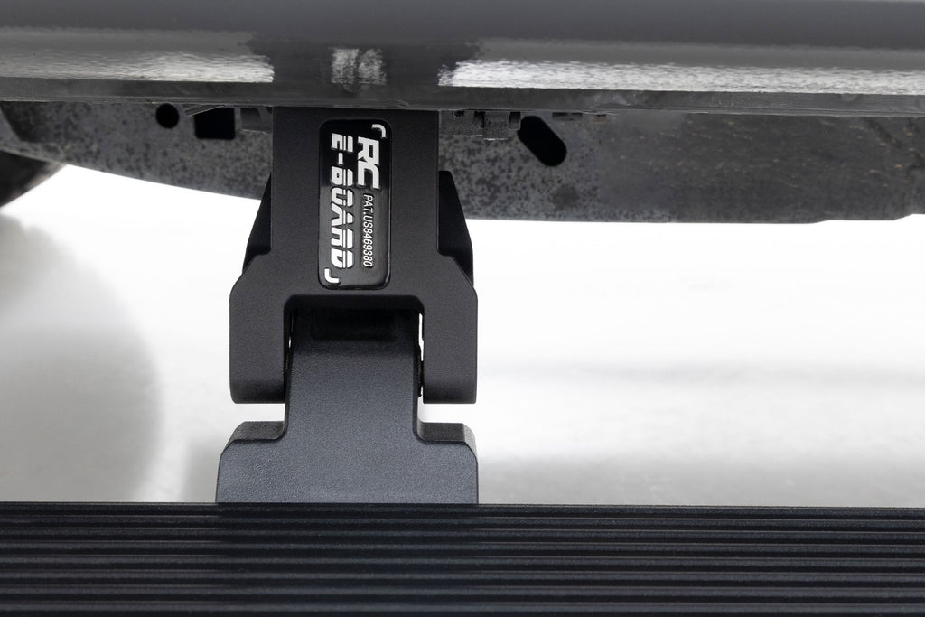 Power Running Boards | Lighted | Crew Cab | Chevy/GMC 1500/2500HD/3500HD (19-23) Rough Country
